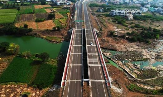 Gadkari says 4-laning of Sinnar-Shirdi section of NH-160 incorporates techniques to minimize carbon footprint and alleviate traffic congestion