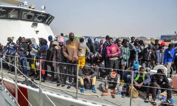 EU may give Tunisia more than €1bn in aid to help finances and stem migration